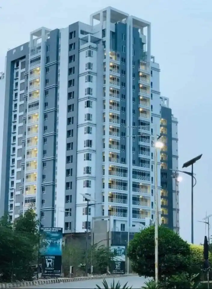 THE COURT REGENCY !